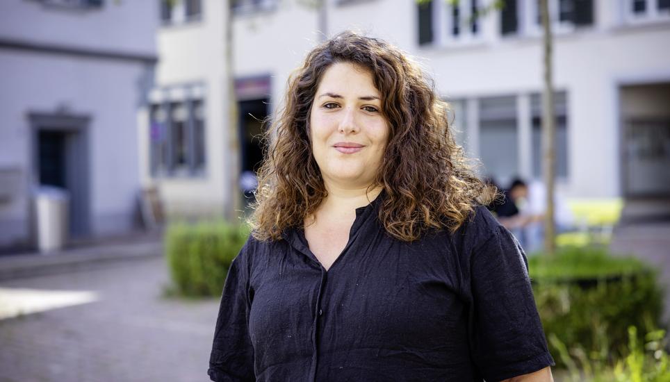 Ist 2022 gleich im Co-Parteipräsidium in die aktive Politik gestartet: Romina Loliva. Bild: Roberta Fele