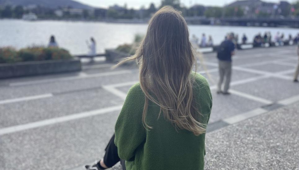 Jede zehnte Frau im gebärfähigen Alter in der Schweiz leidet an Endometriose. Ein Medikament gegen die Krankheit gibt es bislang nicht. Bild: Damiana Mariani