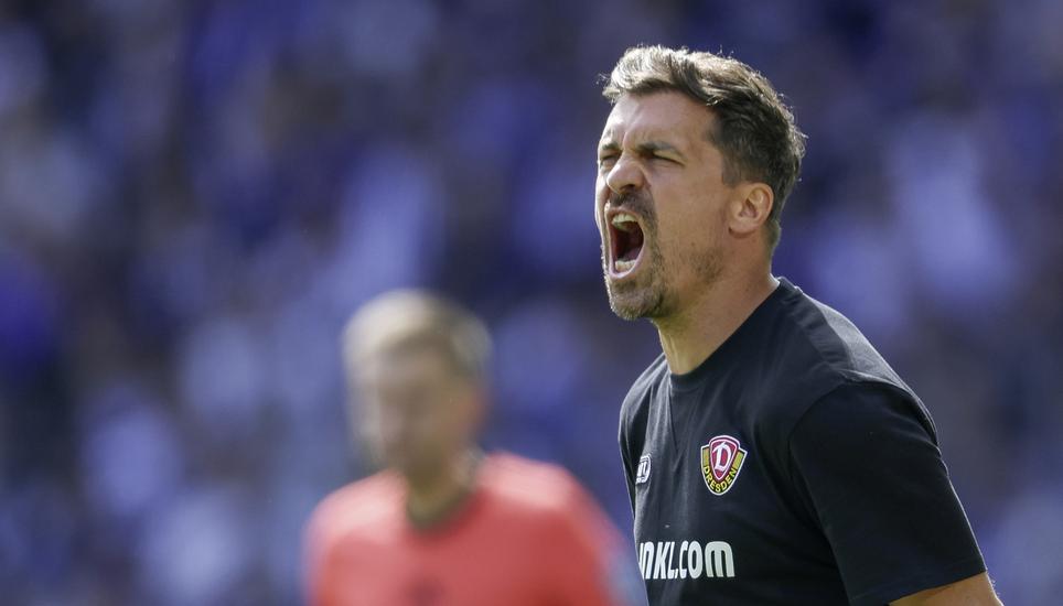 Der Schleitheimer Fussballtrainer Thomas Stamm feierte mit Dynamo Dresden den ersten Saisonsieg in der 2. Bundesliga. Bild: Keystone