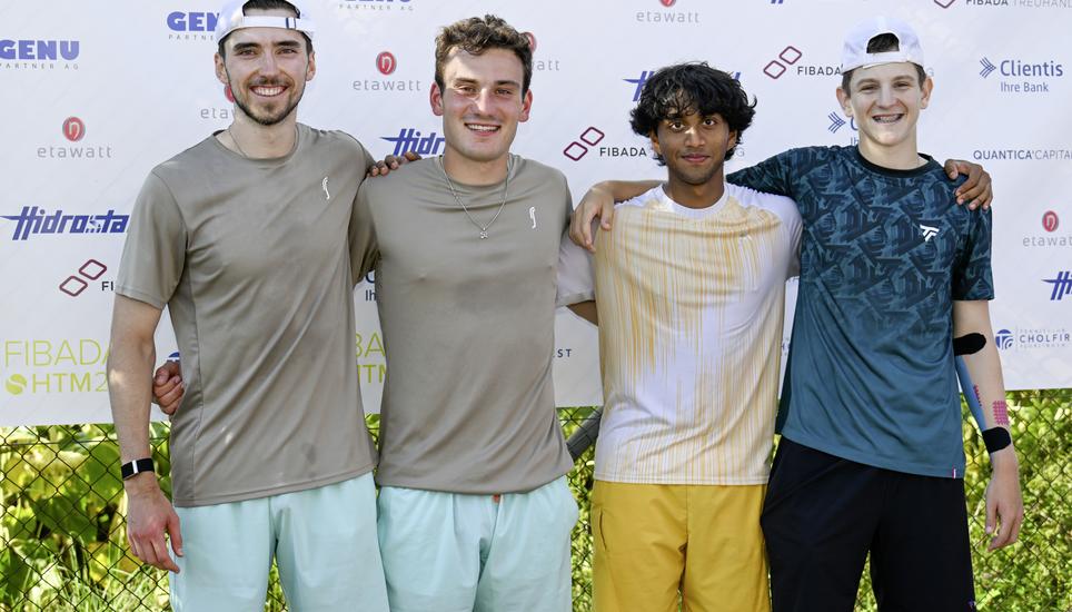 In der offenen Doppelkategorie gewannen (v. l.) Yann Vogt und Nevio Dux gegen Raul Paranitharan und Nicolas Vetterli. Bild: Marianne Räss