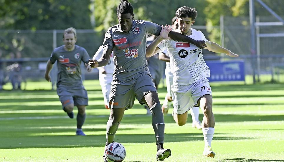 Die SVS-Spieler, hier Nasibullah Gholmali, kamen gegen Mendrisio oft einen Schritt zu spät. Bild Davide Mühlebach