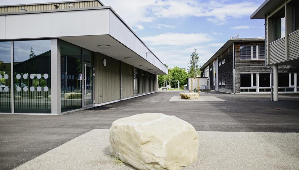 Der neue Schulcampus Silberberg vor dem ersten Schultag - eine Besichtigung mit dem Baureferenten Christoph Meister , am Dienstag, 05 August 2025. (Melanie Duchene / Schaffhauser Nachrichten)