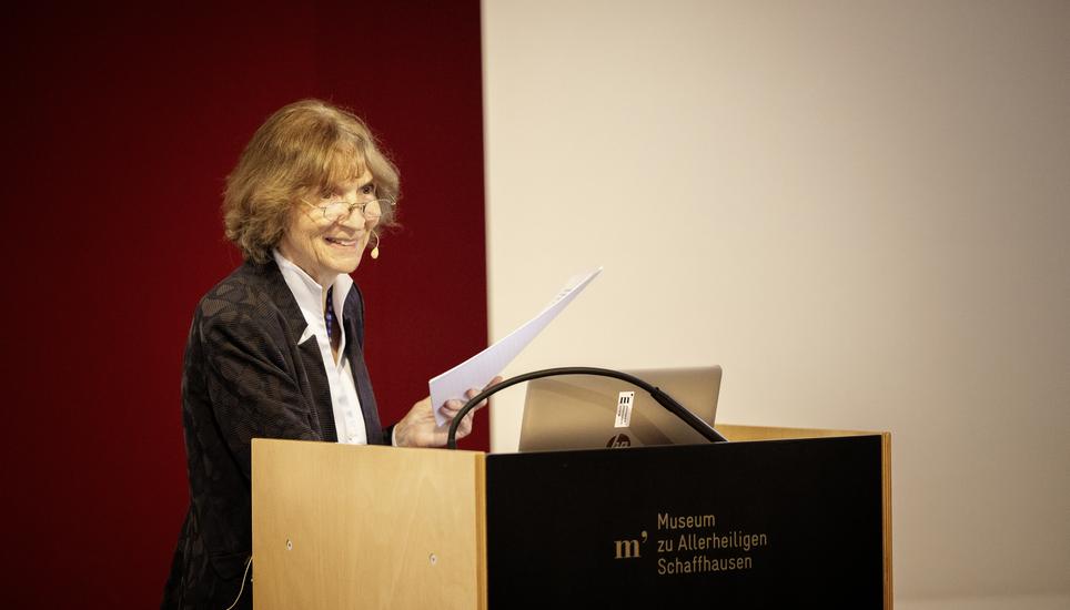 Lesung und Gesprï¿ï¾¤ch mit Aleida Assmann, Literatur- und Kulturwissenschaftlerin und emeritierte Professorin Universtitï¿ï¾¤t Konstanz. Moderation Gesa Schneider im Museum zu Allerheiligen, fotografiert am Mittwoch, 17. September 2025, in 