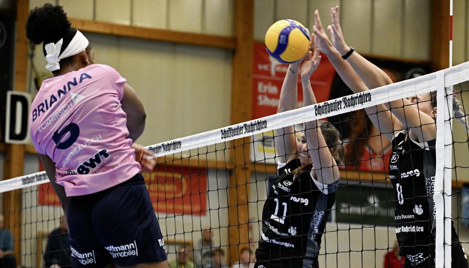 Volleyball NLA 2025 - VC Kanti - Aesch-Pfeffingen 3-0, Schaffhausen, 25.10.2025 ï¿ï¾© Reinhard Stan