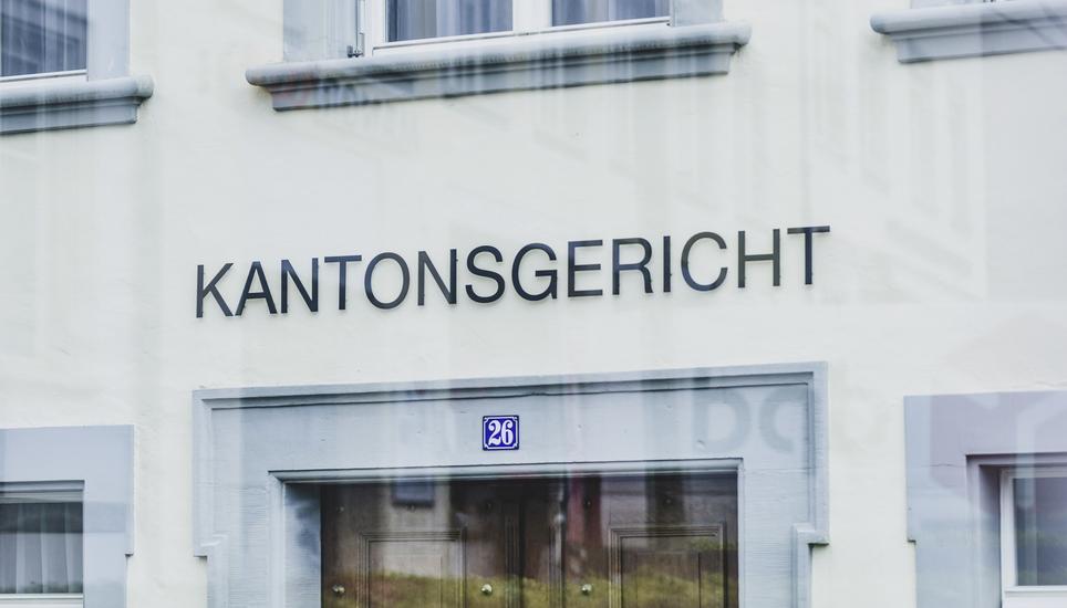 Themenbild Kantonsgericht Eingang, am Dienstag, 14. Februar 2023. (Melanie Duchene / Schaffhauser Nachrichten)