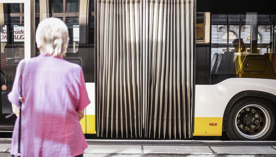 Blick auf die Einstiegskante und den Faltenbalgen am Bahnhof Schaffhausen, am Dienstag, 18. Juli 2023. (Melanie Duchene / Schaffhauser Nachrichten)