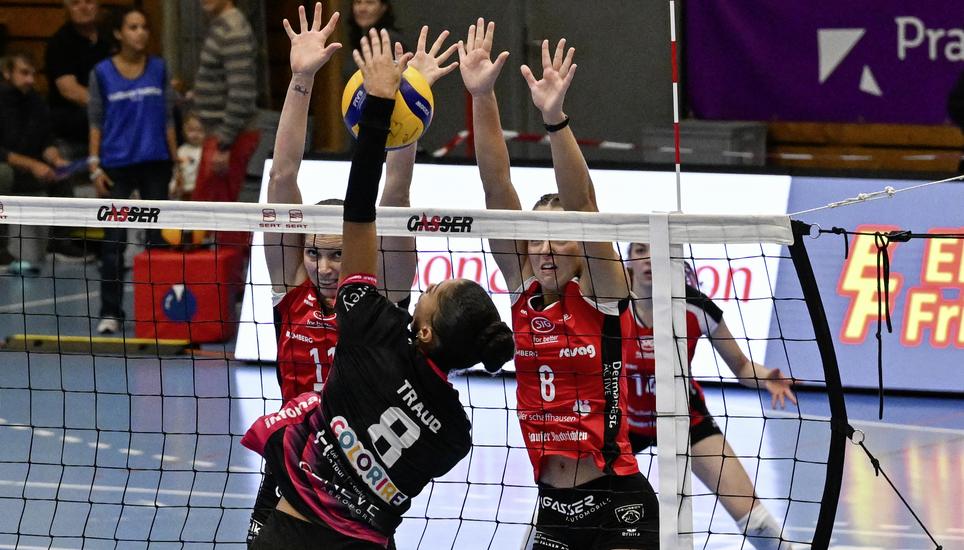 Volleyball NLA 2025-2026 - VC Kanti - Genï¿ï¾¨ve Volley 3-0, Schaffhausen, 01.11.2025 ï¿ï¾© Reinhard 