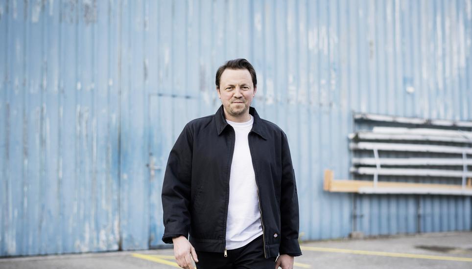 Phenomden ï¿ï¾«10 Sacheï¿ï¾», Label One Ton, Offizielles Pressefoto, zur Verwendung fï¿ï¾¼r Presse und Medien fï¿ï¾¼r Berichterstattung ï¿ï¾¼ber neue Single ï¿ï¾«10 Sacheï¿ï¾».
Co