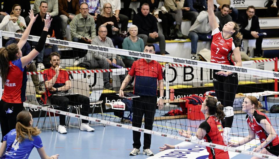 Volleyball NLA 2025-2026 - VC Kanti - VBC Cheseaux 3-1, Schaffhausen, 07.12.2025 ï¿ï¾© Reinhard Stan