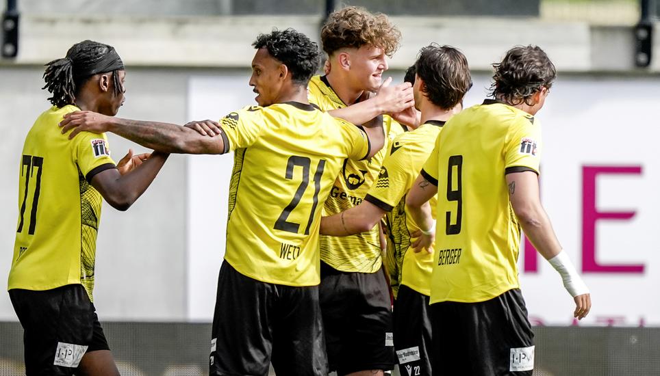 18.04.2026, Schaffhausen, Fussball Promotions League - FC Schaffhausen - FC Paradiso; 

(Roger Albrecht/sport-presse)