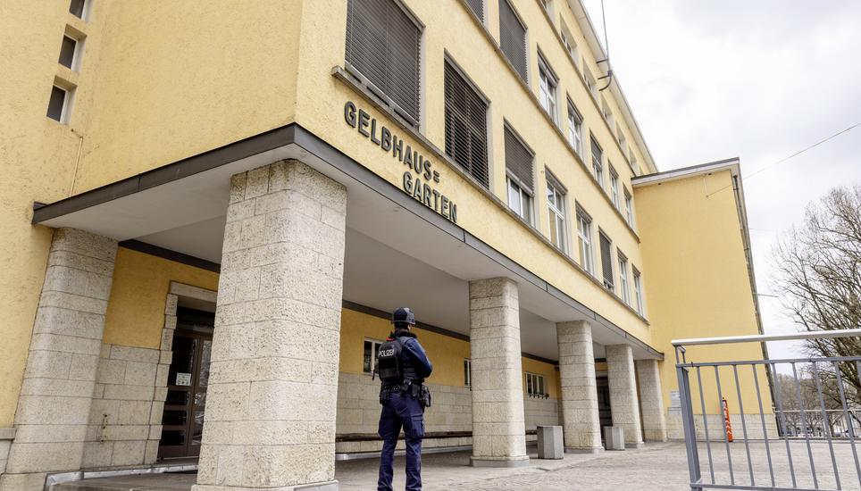 Bombendrohung im Gega-Schulhaus, Donnerstag, 26.03.2026, Schaffhausen (Roger Hofstetter/Schaffhauser Nachrichten)