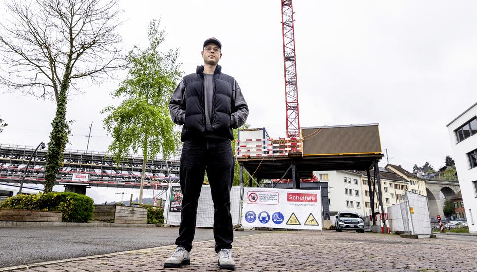 Maurice Corbach, Rhykantine wird wegen Baustelle kleiner aufgebaut, Dienstag, 14.04.2026, Schaffhausen (Roger Hofstetter/Schaffhauser Nachrichten)