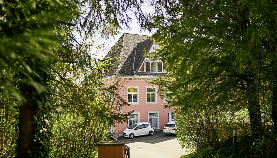 Haus mit Geschichte am Berbiceweg 5 in Neuhausen, am Dienstag, 08. April 2025. (Melanie Duchene / Schaffhauser Nachrichten)