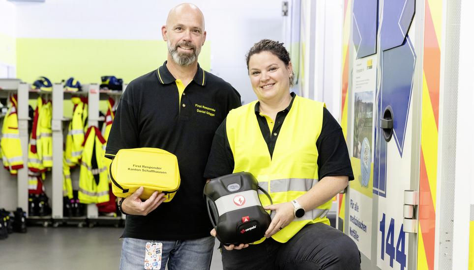 First Responder Kanton Schaffhausen, v.l. Daniel Gï¿ï¾¶ggel - fachverantwortlicher First Responder Kt SH, Susanne Saxer - First Responder, Donnerstag, 16.07.2026, Schaffhausen (Roger Hofstetter/Schaffhauser Nachricht
