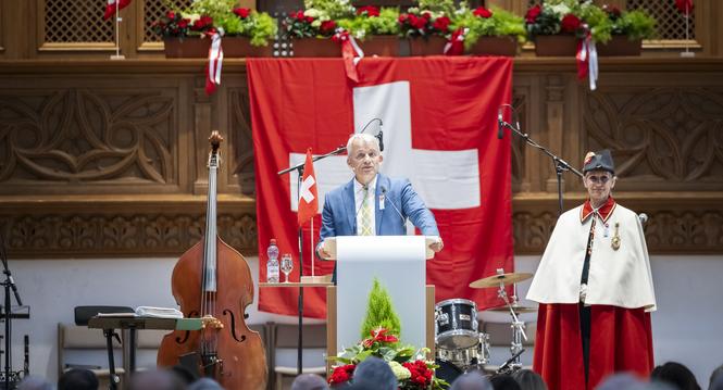 Bundesrat Beat Jans zu Besuch in Schaffhausen zur 1. August Feier in der St. Johann mit StadtprÃ¤sident Peter Neukomm, anschliessend Musik der Munot Dixie Stompers, fotografiert am Freitag, 1. Augsut 2025, in Schaffhausen. (Roberta Fele / Schaffhauser N