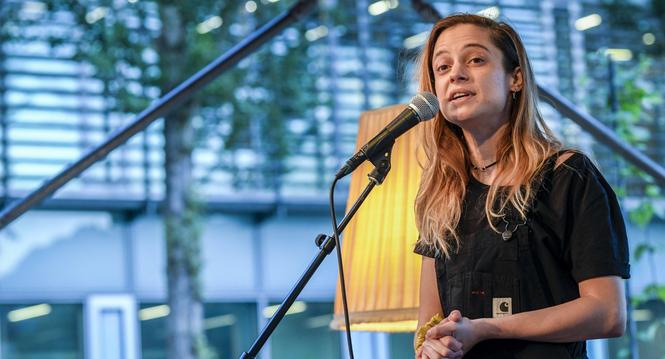 Kammgarn Sommer 2021 â Lara Stoll waehrend ihrem Auftritt, am Freitag, 06. August, 2021. (Melanie Duchene / Schaffhauser Nachrichten)