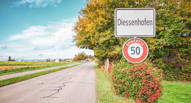 Themenbild Gemeinde Diessenhofen, Ortstafel, am Montag, 14. Oktober 2024. (Melanie Duchene / Schaffhauser Nachrichten)
