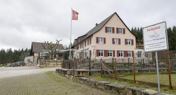 Blick auf das Restaurant Rossberghof, fotografiert am Montag, 23. Dezember 2019, in Wilchingen. (Melanie Duchene / Schaffhauser Nachrichten)