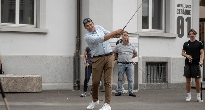 Erï¿ï¾¶ffnung Urban Golf in Neuhausen fotografiert am 04.04.2024, in Neuhausen. (Laurin Werner / Schaffhauser Nachricht