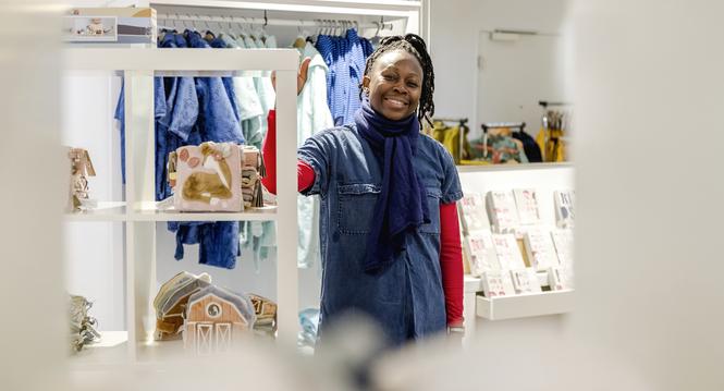 Das ehemalige Kinderbekleidungsgeschï¿ï¾¤ft in der Webergasse ist unter einem neuen Namen und neuer Leitung eingezogen. Die Ladeninhaberhin Juliana Neidhart erï¿ï¾¶ffnet das Geschï¿ï¾¤fft am 28. Feburar 2925. Geschï¿ï¾¤ftsfï¿