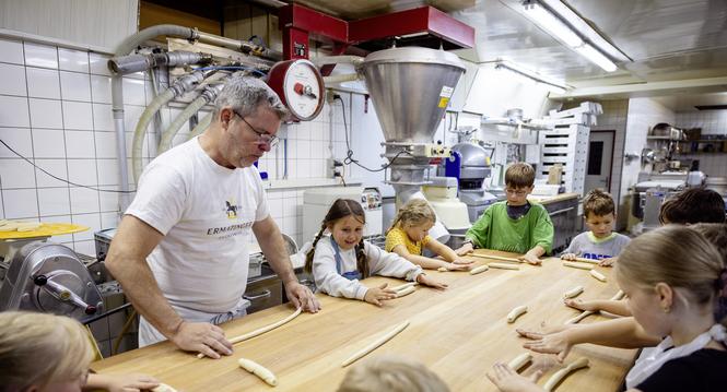 Zuckerbï¿ï¾¤cker Ermatinger Ferienspass Programm, fotografiert am Dienstag, 08. Juli 2025, in Schaffhausen. (Roberta Fele / Schaffhauser Nachricht