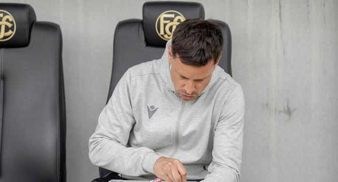 06.09.2025, Schaffhausen, Fussball Promotions League - FC Schaffhausen - SC Bruehl; 
Trainer Fabio Digenti (Schaffhausen) 
(Roger Albrecht/sport-presse)