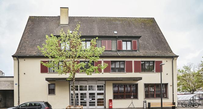 Kirchackerareal in Neuhausen mit der alten Post, Schulhaus, Platz fï¿ï¾¼r alli und Gemeindehaus, am Donnerstag, 17. Januar 2025. (Melanie Duchene / Schaffhauser Nachricht