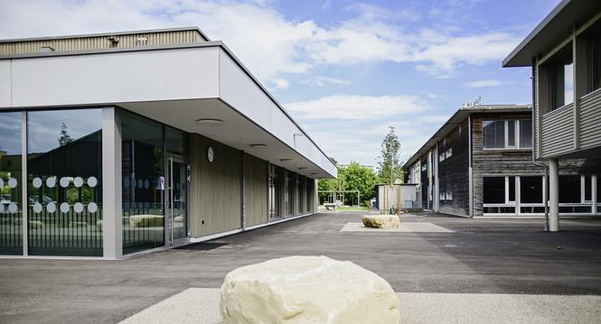 Der neue Schulcampus Silberberg vor dem ersten Schultag - eine Besichtigung mit dem Baureferenten Christoph Meister , am Dienstag, 05 August 2025. (Melanie Duchene / Schaffhauser Nachrichten)