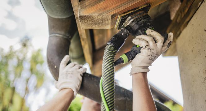 Handwerker und Maler der Firma Scheffmacher bei der Arbeit, fotografiert anlaesslich des Handerwerker Mangel nach Corona, am Montag, 30. Mai, 2022. (Melanie Duchene / Schaffhauser Nachrichten)