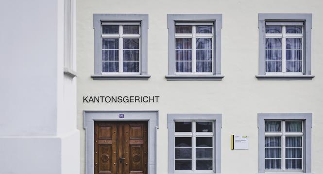 Themenbild Kantonsgericht Eingang, am Dienstag, 14. Februar 2023. (Melanie Duchene / Schaffhauser Nachrichten)