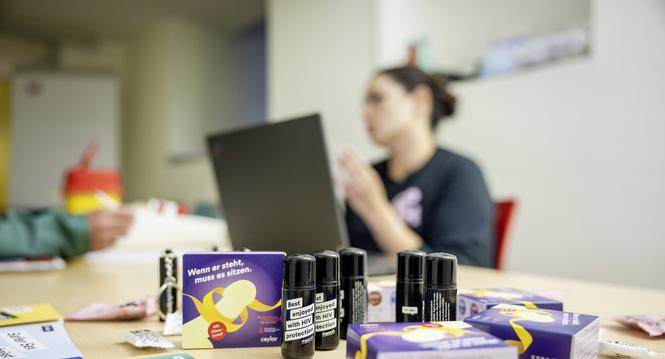 Checkpoint Zï¿ï¾¼rich (CPZH) Testet in der Webergasse annonym Personen auf Sexuell ï¿ï¾¼bertragbare Krankheiten, fotografiert am Dienstag, 30. September 2025, in Schaffhausen. (Roberta Fele / Schaffhauser Nachr