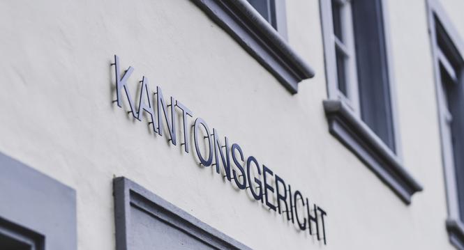 Themenbild Kantonsgericht Eingang, am Dienstag, 14. Februar 2023. (Melanie Duchene / Schaffhauser Nachrichten)