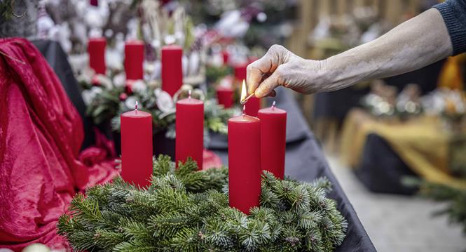 Leben und Genuss
Adventskranz binden, fotografiert am Dienstag, 25. November 2025, in Lohn und Schaffhausen. (Roberta Fele / Schaffhauser Nachrichten)