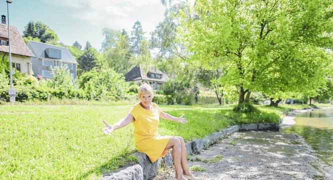 Die Stadt Schaffhausedn will das Lindli und das Rheinufer mit Sitzbï¿ï¾¤nken und neuer Begrï¿ï¾¼nung aufwerten, Anwohnerin Marleen Schwyvers hat eine Petition dagegen eingereicht , am Dienstag, 09 Juli 2024. (Melanie Duchene / Schaffhauser N