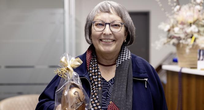 Schoggiglï¿ï¾¶ggli-ï¿ï¾bergabe an Christine Stottele Gysel, Christine Stottele Gysel, Freitag, 16.01.2026, Schaffhausen (Roger Hofstetter/Schaffhauser Nachr