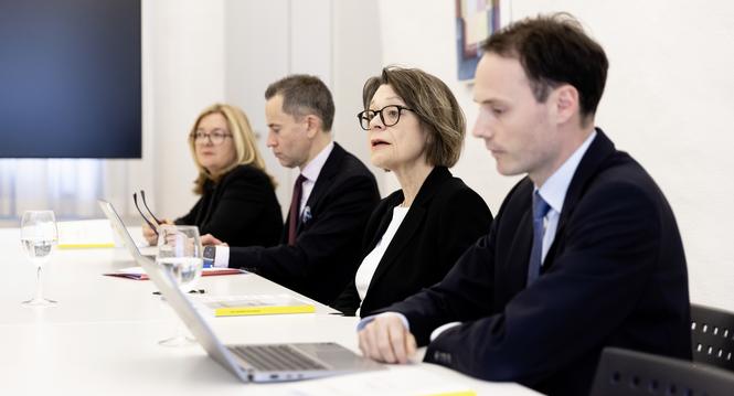 Medienorientierung: Amtsbericht Obergericht des Kantons Schaffhausen, v.l. Denise Freitag-Prï¿ï¾¤sidentin KESB, Andreas Textor-Prï¿ï¾¤sident Kantonsgericht, Annette Dolge-Prï¿ï¾¤sidentin Obergericht, Donnerstag, 09.04.2026, Schaffhaus