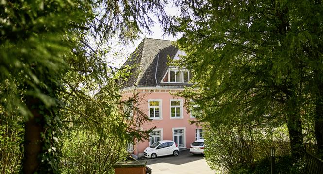 Haus mit Geschichte am Berbiceweg 5 in Neuhausen, am Dienstag, 08. April 2025. (Melanie Duchene / Schaffhauser Nachrichten)