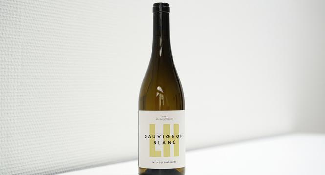Der Sauvignon Blanc des Weinguts Lindenhof. Fotografiert am Montag, 4. Mai 2026 in Schaffhausen. (ENYA DALLE FESTE / SCHAFFHAUSER NACHRICHTEN)
