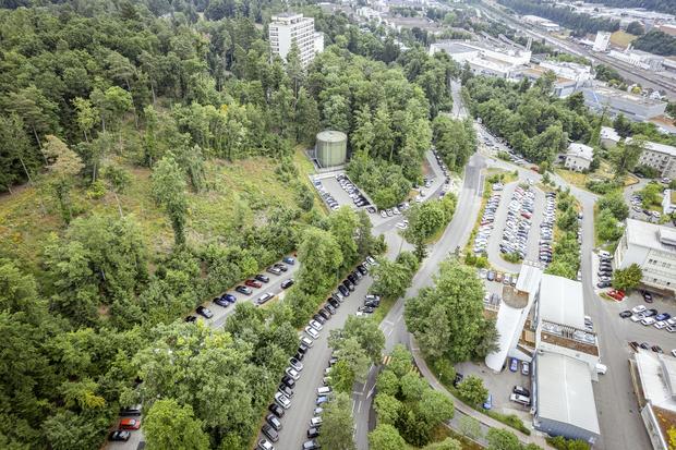 Schaffhauser Spitï¿ï¾¤ler von oben, geplant sind Rodungen fï¿ï¾¼r den geplanten Neubau des Spitals, fotografiert am Dienstag, 01. Juli 2025, in Schaffhausen. (Roberta Fele / Schaffhauser Nachr