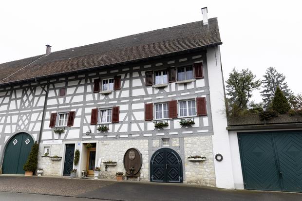 Osterfingen, Weinkellerei zum Hirschen, Mittwoch, 28.01.2026, Wilchingen (Roger Hofstetter/Schaffhauser Nachrichten)