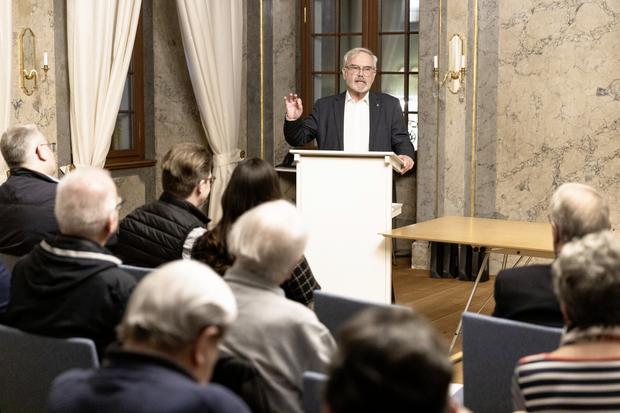Preisverleihung des Fï¿ï¾¶rder- und Ehrenpreises 2025 des Schaffhauser Pressevereins, Peter Hartmeier, Donnerstag, 26.02.2026, Schaffhausen (Roger Hofstetter/Schaffhauser Nachricht